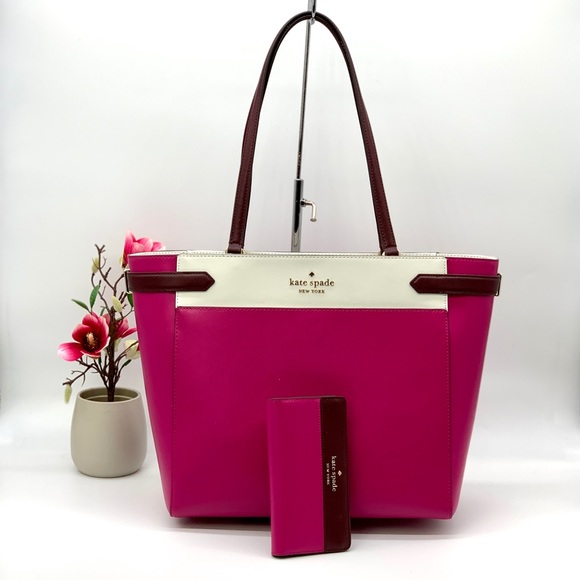 kate spade Handbags - Kate Spade Laptop Tote & Wallet